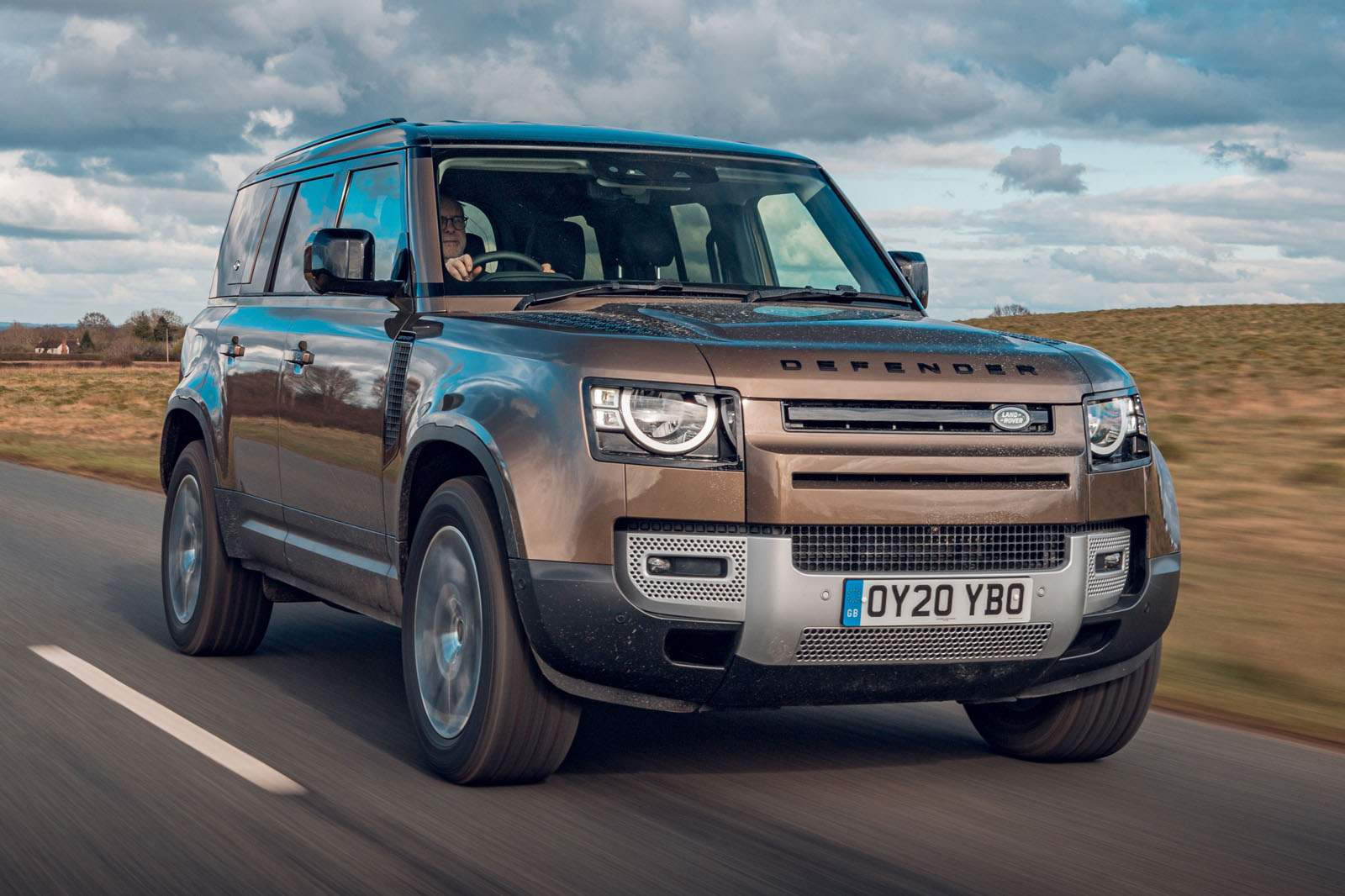 Land Rover Defender 2020 off Road