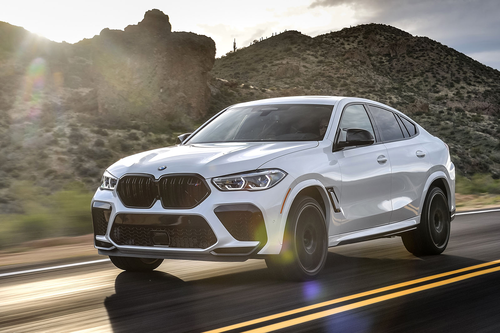 Concours BMW X6 M Authentic Roads