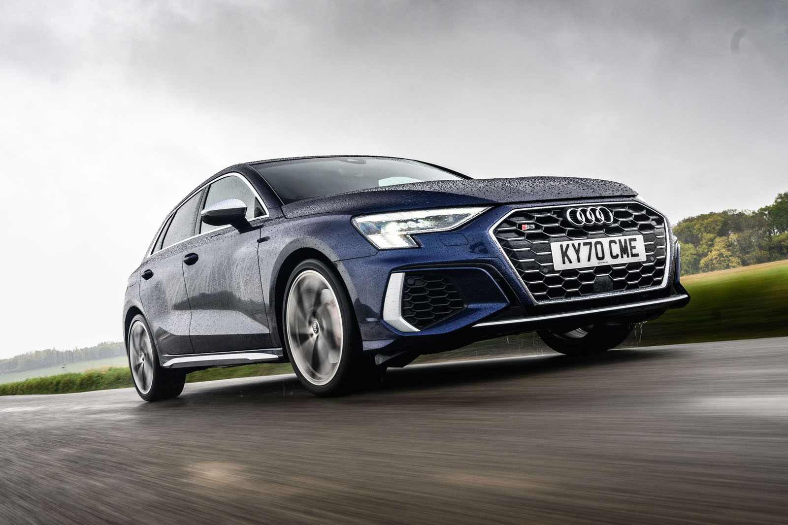 Audi S3 Sportback Authentic Roads