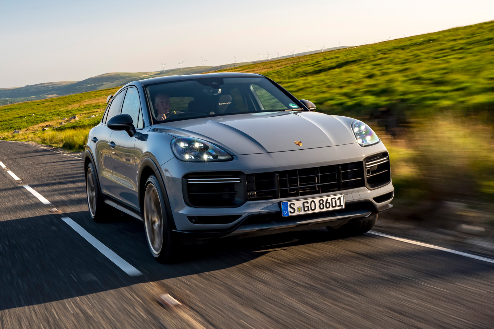 Porsche Cayenne Turbo GT 2021 testé en France Authentic Roads