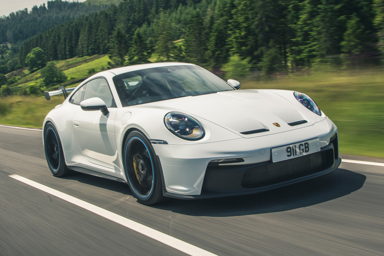 Porsche 911 GT3 Authentic Roads