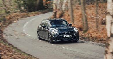 Sur la sellette : la Mini Cooper S à 35 000 € est-elle une voiture agréable et fonctionnelle pour un usage quotidien ?