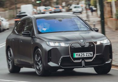 Toujours la voiture électrique par excellence ? J&rsquo;ai testé au quotidien une BMW iX à 134 000 € et 650 bhp