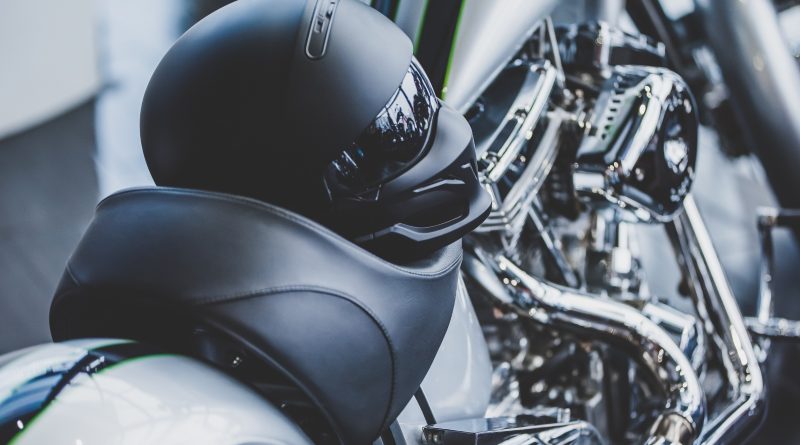 Équiper sa moto pour allier sécurité, confort et style