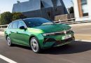 Essai de la Vauxhall Astra Electric Sports Tourer : une autonomie accrue pour un grand classique britannique